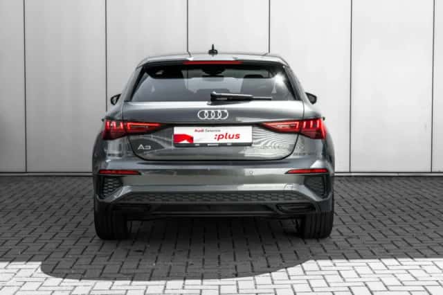 Audi A3 (2022) thumbnail 4