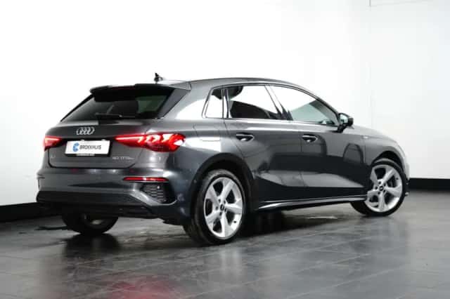 Audi A3 (2022) thumbnail 4