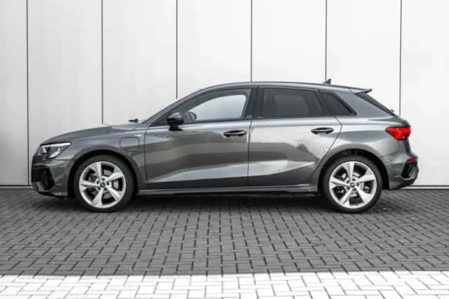 Audi A3 (2022) thumbnail 5