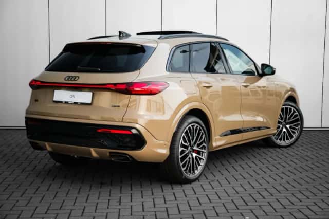Audi Q5 (2025) thumbnail 2