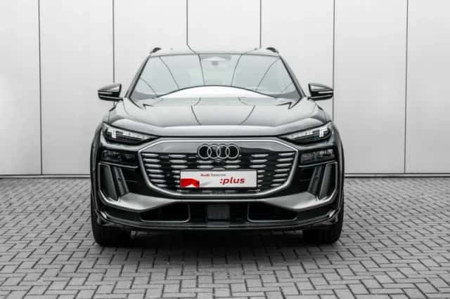 Audi Q6 e-tron (2026) thumbnail 3