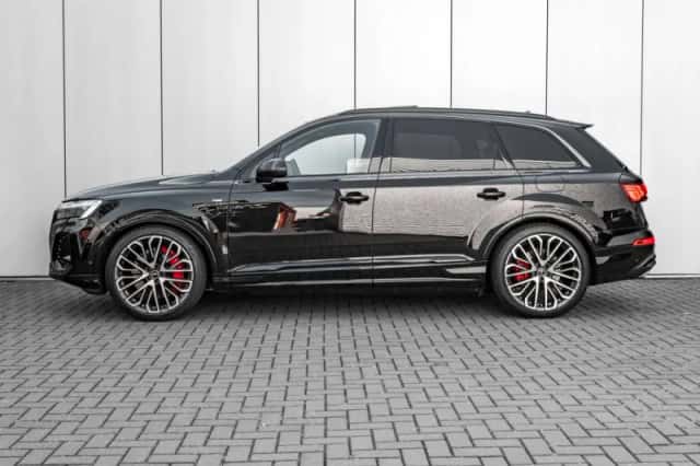 Audi Q7 (2025) thumbnail 4