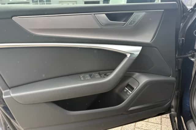 Audi A6 (2022) thumbnail 4