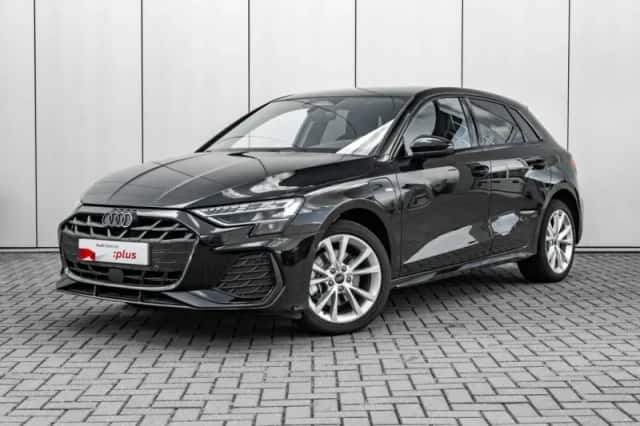 Audi A3 (2025) thumbnail 1