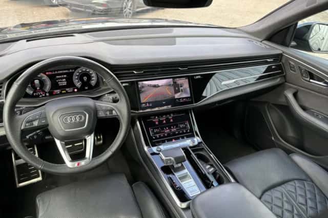 Audi Q8 (2024) thumbnail 3