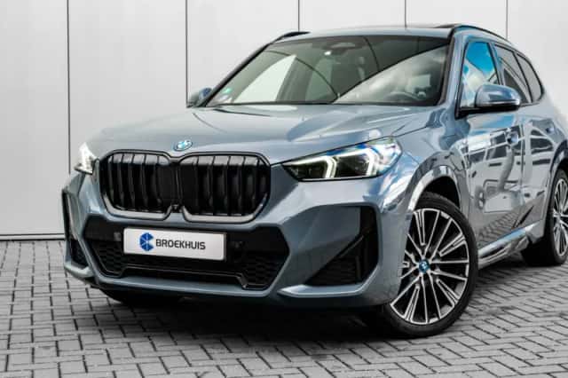 BMW X1 (2023) thumbnail 5