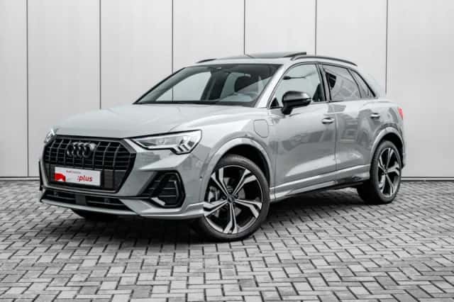 Audi Q3 (2023) thumbnail 1
