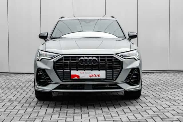 Audi Q3 (2023) thumbnail 3
