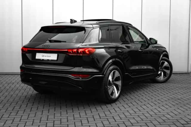 Audi Q6 e-tron (2026) thumbnail 2