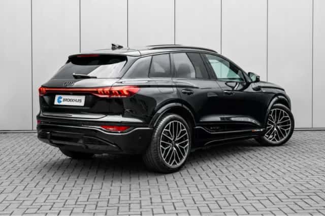 Audi Q6 e-tron (2026) thumbnail 2