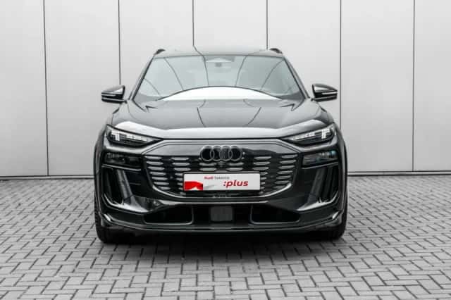 Audi Q6 e-tron (2026) thumbnail 3