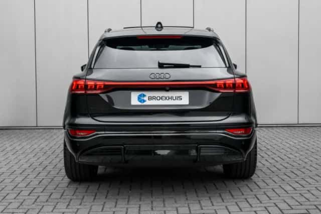 Audi Q6 e-tron (2026) thumbnail 4