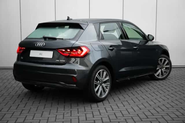 Audi A1 (2025) thumbnail 2