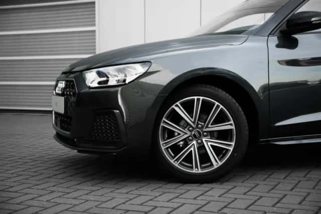 Audi A1 (2025) thumbnail 6