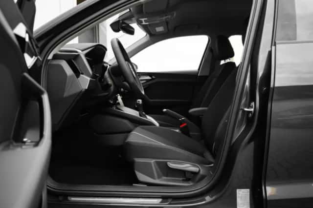 Audi A1 (2025) thumbnail 9