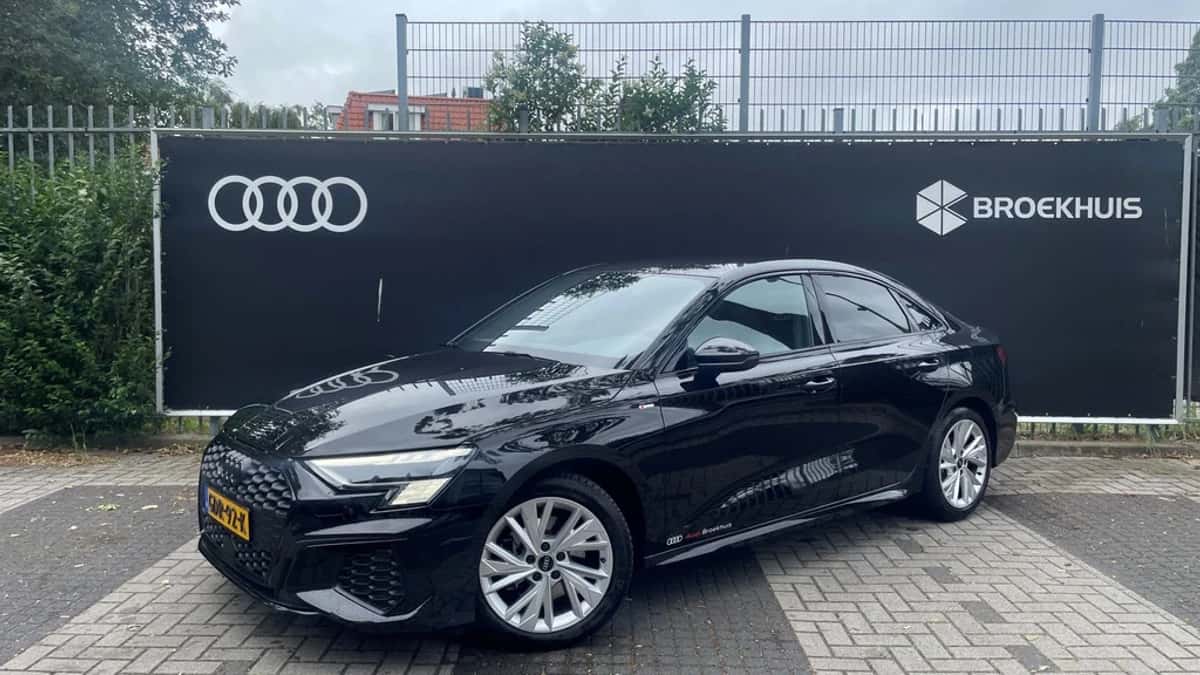 Audi A3 (2024) — foto 1