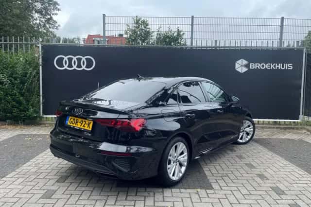 Audi A3 (2024) thumbnail 2