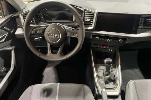 Audi A1 (2025) thumbnail 8
