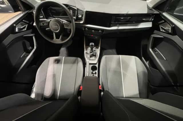Audi A1 (2025) thumbnail 9