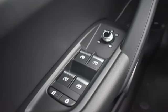 Audi Q5 (2025) thumbnail 16