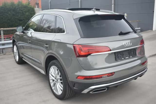Audi Q5 (2025) thumbnail 3