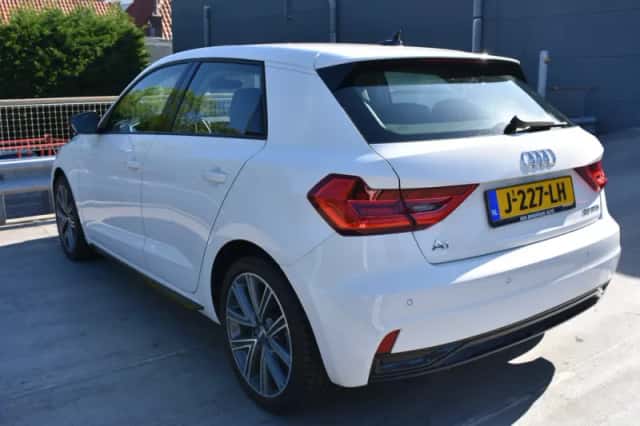 Audi A1 (2020) thumbnail 3