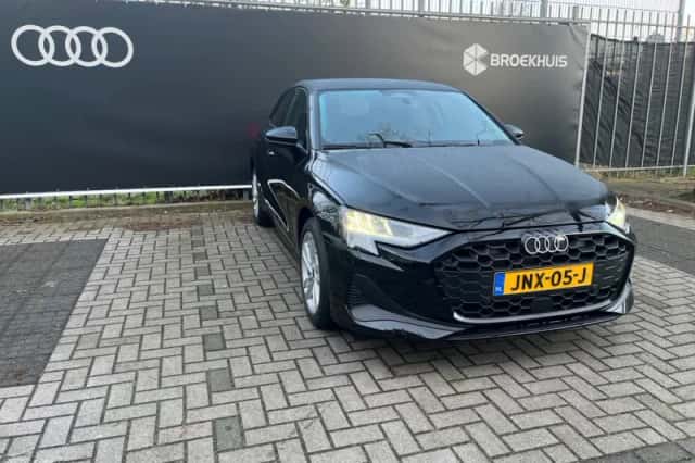 Audi A3 (2025) thumbnail 6