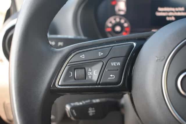 Audi Q2 (2022) thumbnail 14