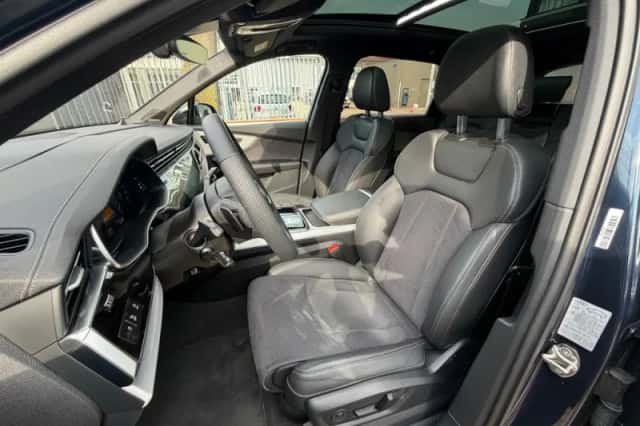 Audi Q7 (2025) thumbnail 9