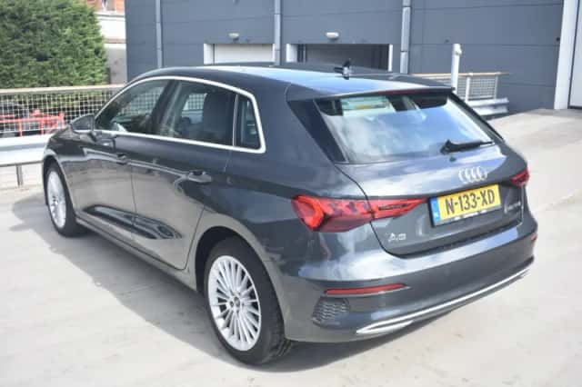 Audi A3 (2022) thumbnail 3