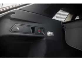 Audi Q6 e-tron (2025) thumbnail 14