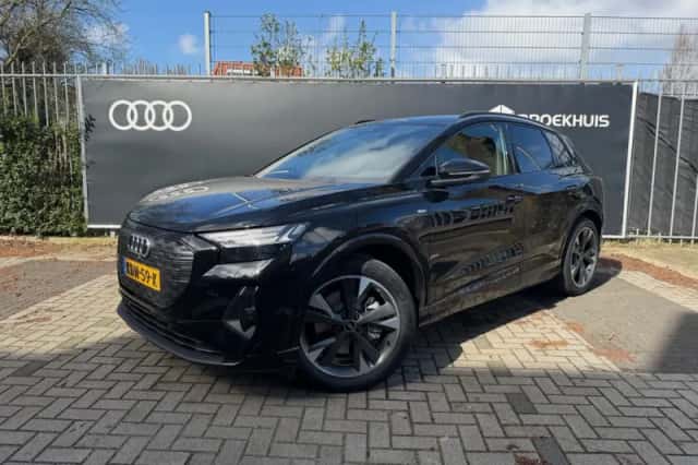 Audi Q4 e-tron (2026) thumbnail 1