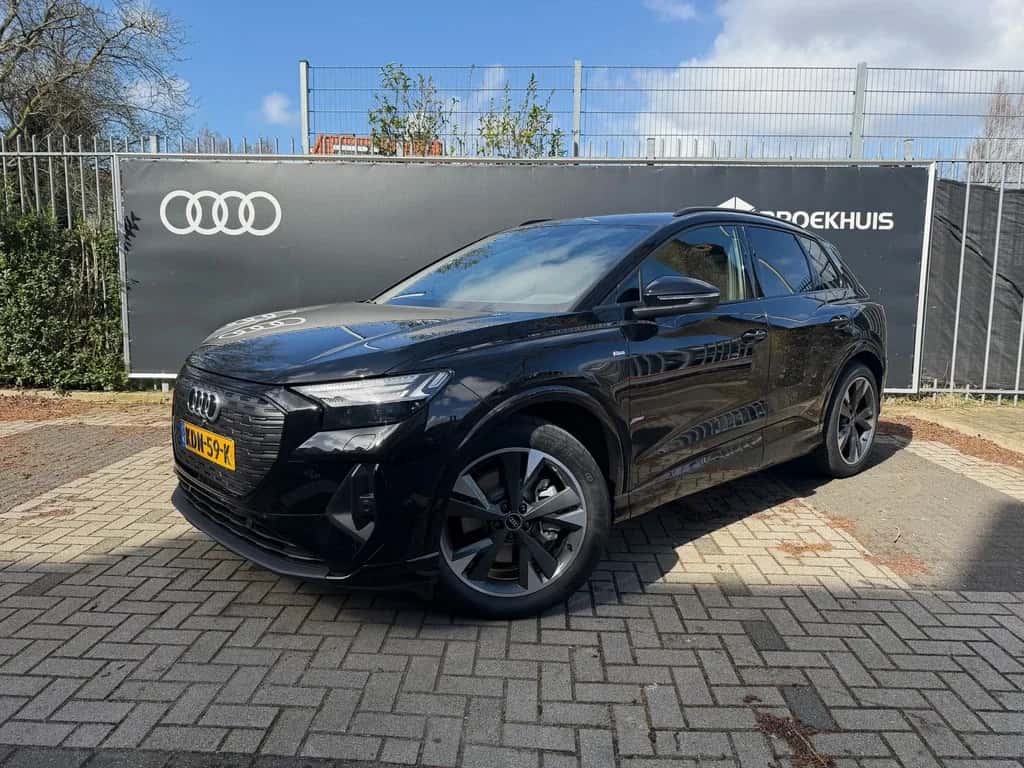 Audi Q4 e-tron (2026) — foto 1