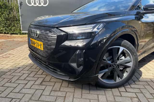 Audi Q4 e-tron (2026) thumbnail 3