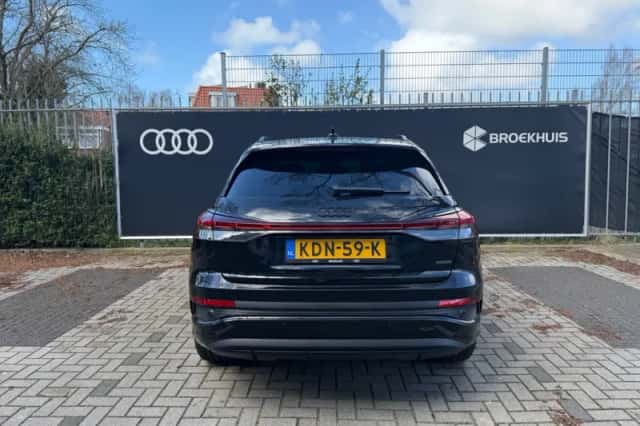 Audi Q4 e-tron (2026) thumbnail 5