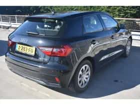 Audi A1 (2023) thumbnail 4