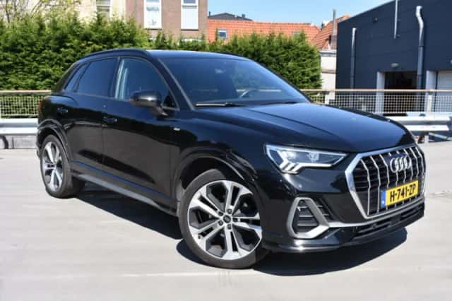 Audi Q3 (2020) thumbnail 2