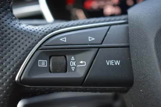 Audi Q3 (2020) thumbnail 20