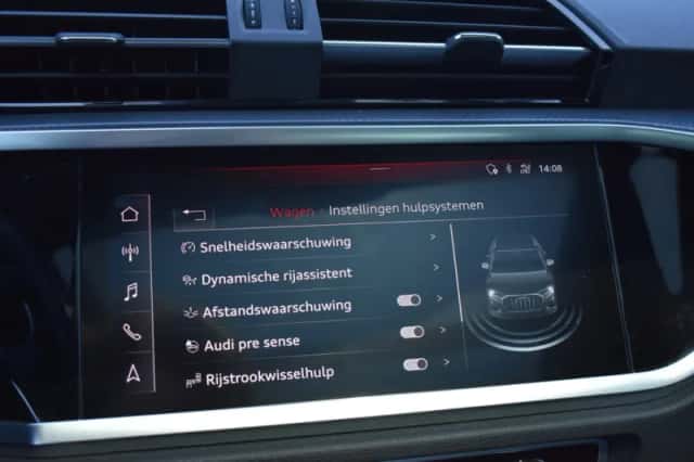 Audi Q3 (2020) thumbnail 30