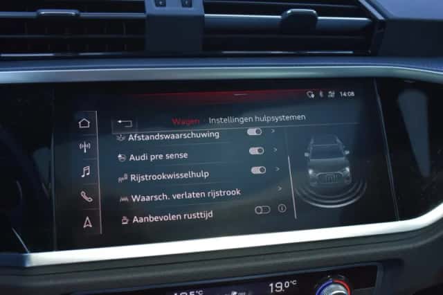 Audi Q3 (2020) thumbnail 31
