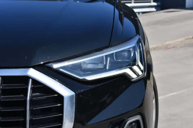 Audi Q3 (2020) thumbnail 5