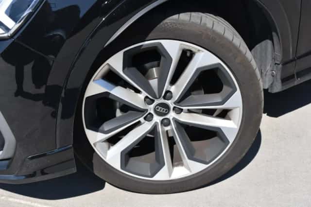 Audi Q3 (2020) thumbnail 6