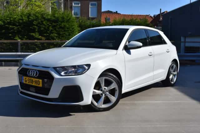 Audi A1 (2019) thumbnail 1