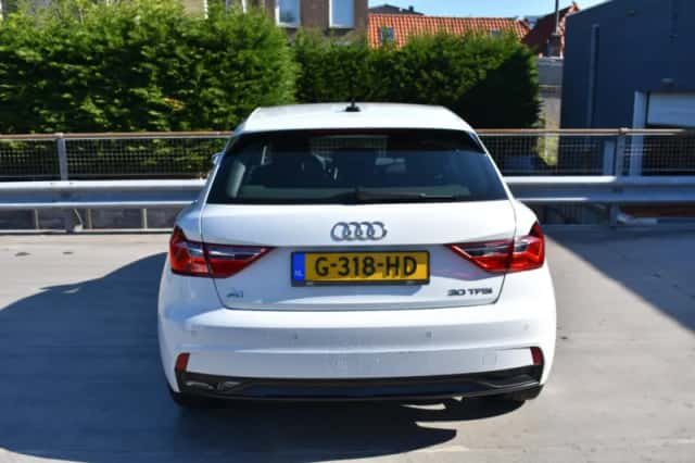 Audi A1 (2019) thumbnail 4