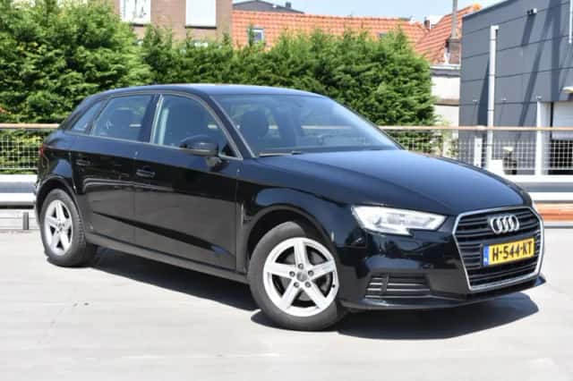 Audi A3 (2020) thumbnail 2