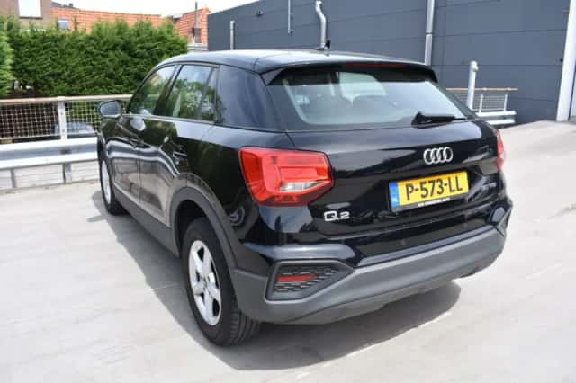 Audi Q2 (2022) thumbnail 3