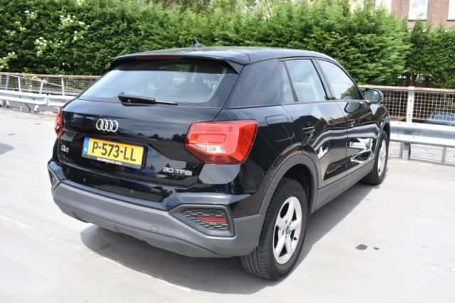 Audi Q2 (2022) thumbnail 4