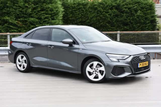 Audi A3 (2022) thumbnail 2