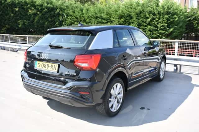 Audi Q2 (2022) thumbnail 4