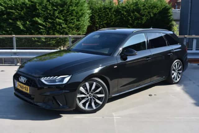 Audi A4 (2024) thumbnail 1